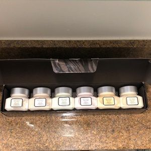 Laura Mercier Limited Edition Soufflé Body Creme